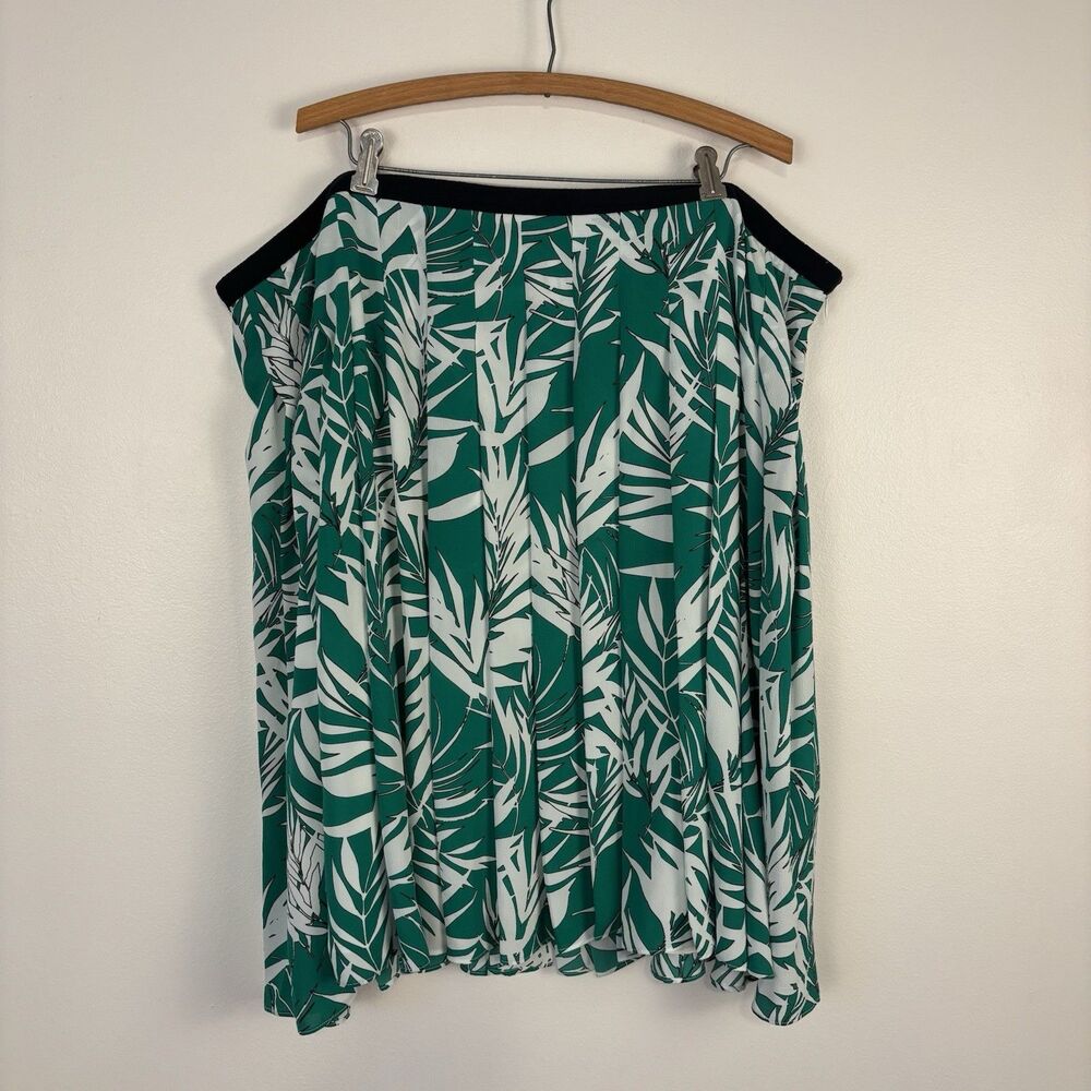 TALBOTS Womens 22WP Green White Palm Tree Print Pleated Midi Skirt Lined FLAW